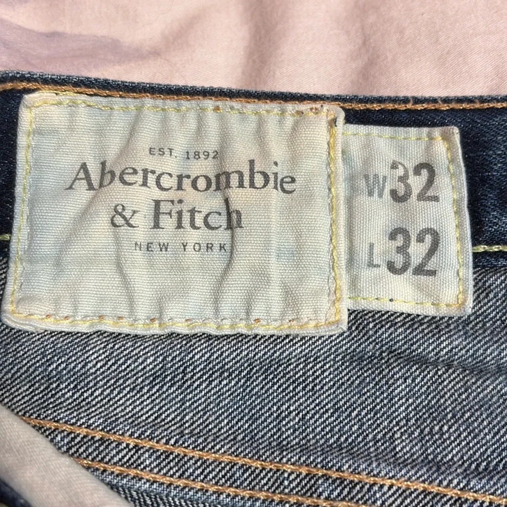Abercrombie & Fitch Ripped Distressed Jeans 32x32 - Picture 6 of 14